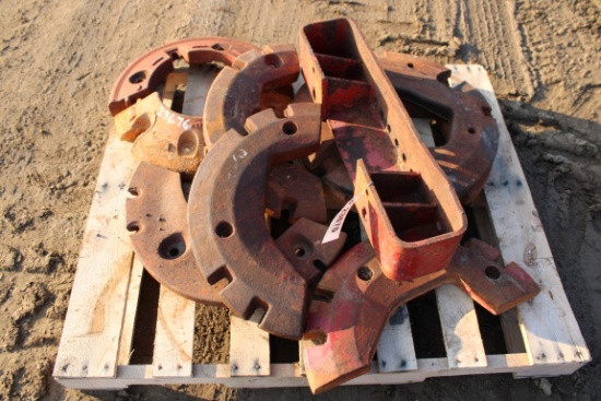23676-MISC IH WEIGHTS & FRONT BRACKET