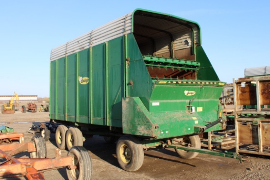 23696-BADGER FORAGE WAGON