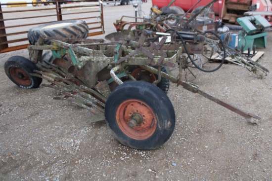 23862-OLIVER 3 BTM TRAILER PLOW