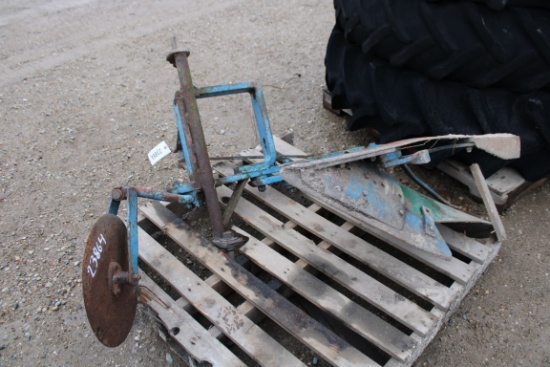 23864-FORD 1 BTM 3 PT PLOW