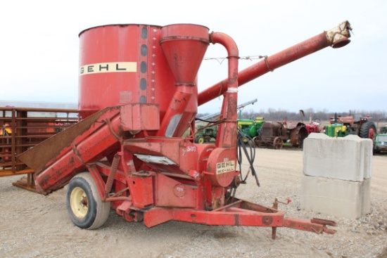 26707-GEHL 115 GRINDER MIXER