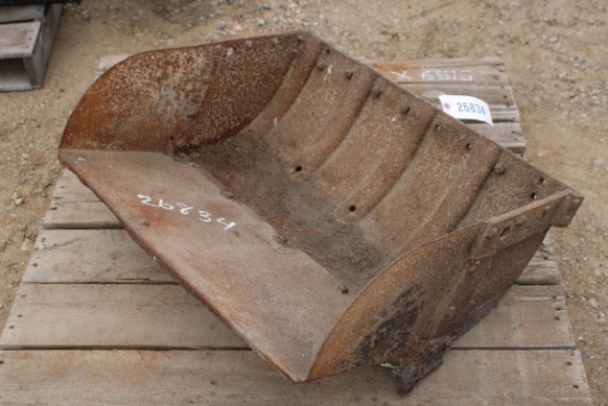 26834-JOHN DEERE MANURE BUCKET