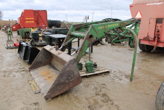 27003-JOHN DEERE 47 HYDRAULIC LOADER