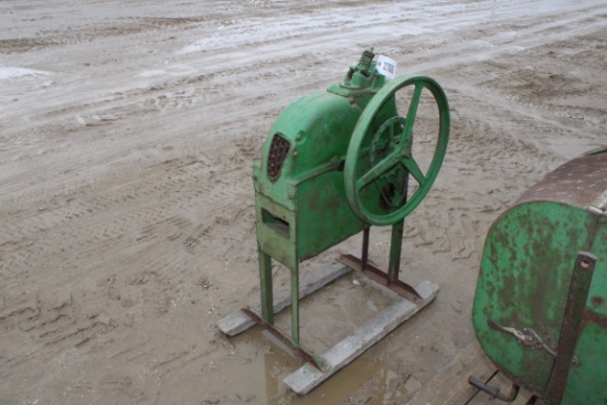 27038-JOHN DEERE CORN SHELLER