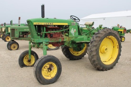 15151-JOHN DEERE 2010 HIGH CROP