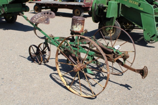 15181-JOHN DEERE 1 ROW LISTER PLANTER