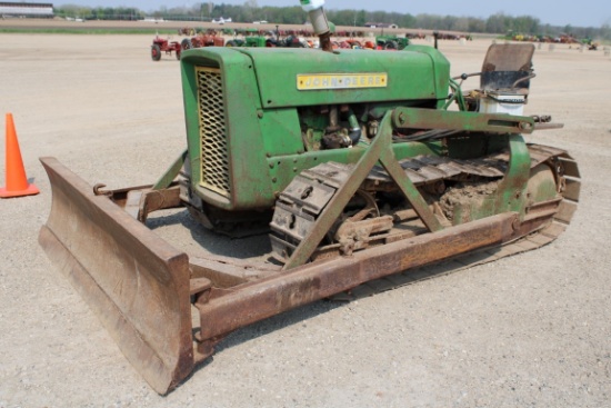 15209-JOHN DEERE 440 AG CRAWLER