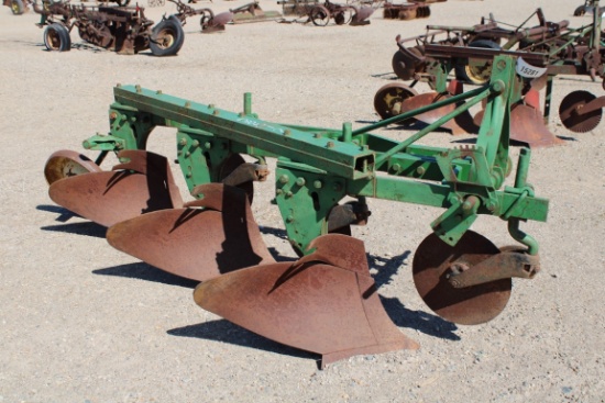 15281-JOHN DEERE 3 BTM 3PT PLOW