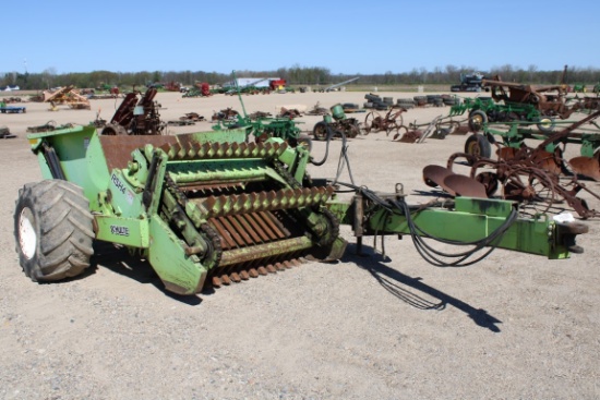 15290-SCHULTE ROCK PICKER