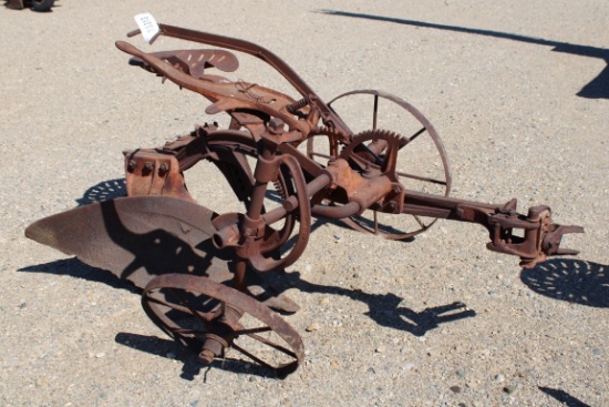 15313-1 BTM SULKY PLOW