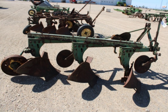 15356-JOHN DEERE 3 BTM 3PT PLOW