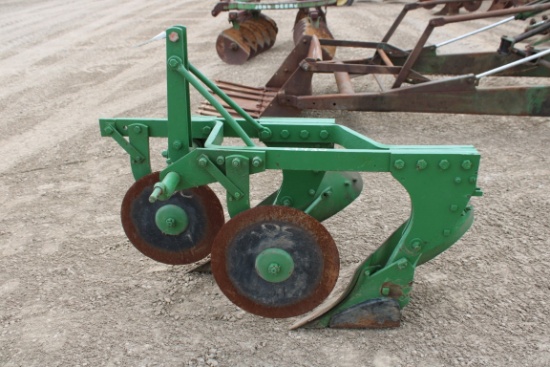 JOHN DEERE 3PT 2BTM PLOW