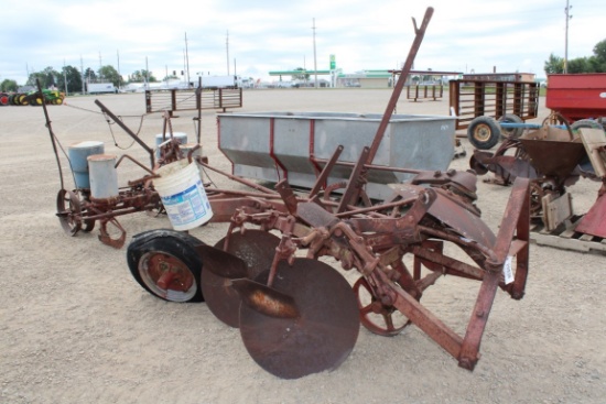 29836-IH DISC PLOW