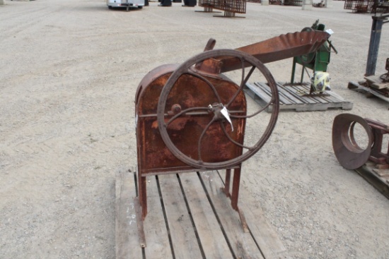 29850-IH CORN SHELLER