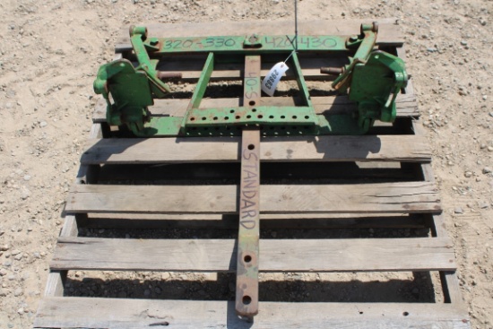 29883-JOHN DEERE DUBUQUE STANDARD DRAWBAR ASSEMBLY