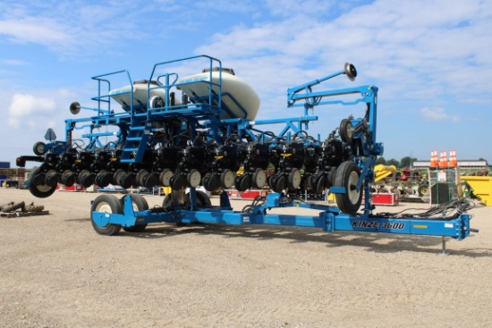 29996-KINZE 3600 ASD BEAN PLANTER