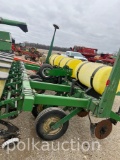 JD 7000 No-Till Planter