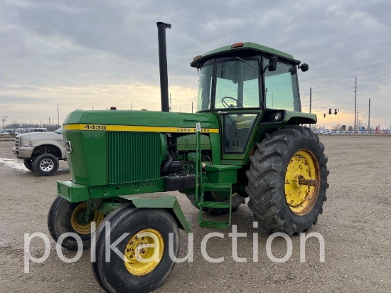 JD 4430 Tractor w/ Top Link