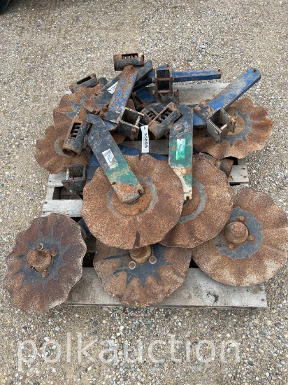 (8) Planter Coulters