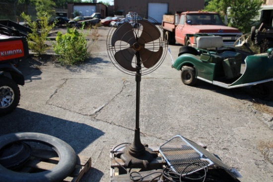 30046 -ANTIQUE PEDESTAL FAN - GE BRASS BLADE