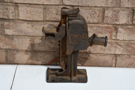 30949- CADILLAC JACK