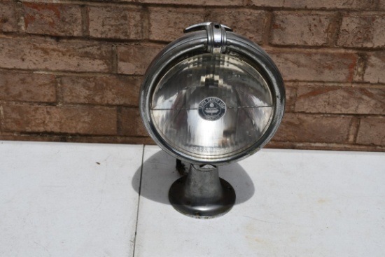 31001- TRIPPE LIGHT
