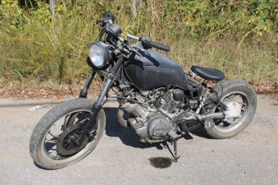 31190-YAMAHA V-MAX MOTORCYCLE