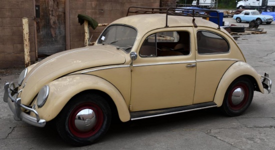 4956-(1956) VOLKSWAGEN BEETLE - OVAL WINDOW