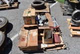 30642- PALLET OF OIL CANS & MISC. PARTS
