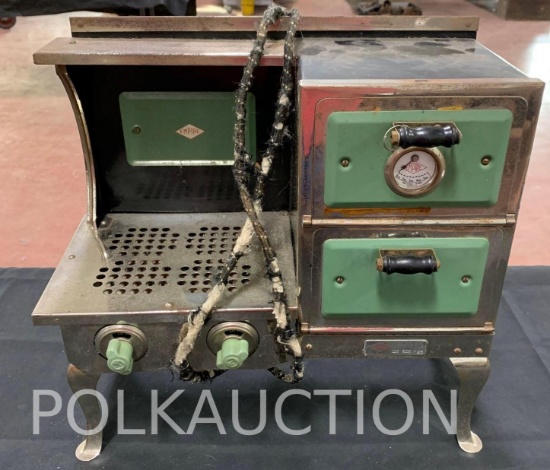 Small Empire Electric Stove