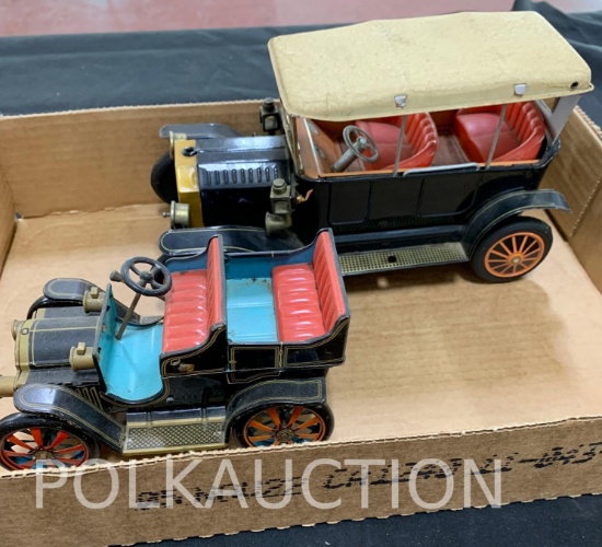 2 Tin Ford Cars
