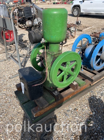 NOVA UIPRIGHT 1 1/2 HP ENGINE