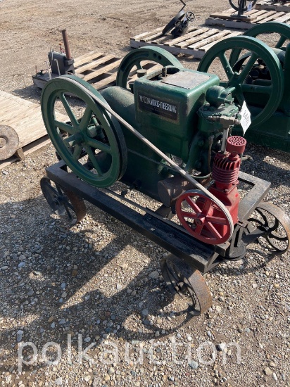 McCORMICK DEERING ENGINE