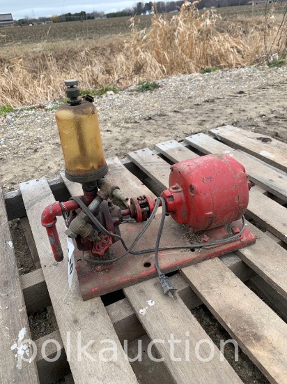 ELECTRIC MOTOR w/ PISTON PUMP