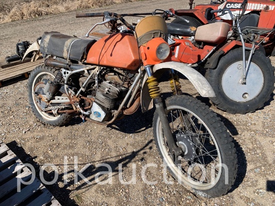 KTM MOTORCYCLE (NO TITLE)