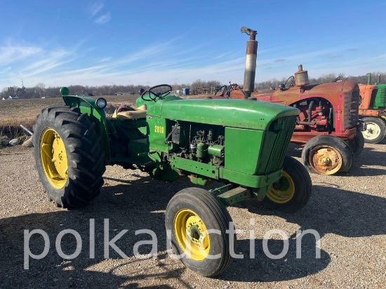 JOHN DEERE 2010