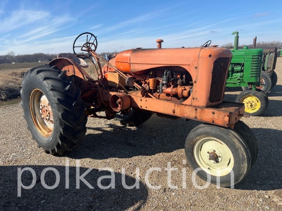 ALLIS CHALMER TRACTOR - WD45