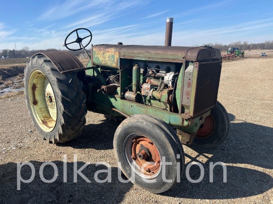 OLIVER 99 TRACTOR