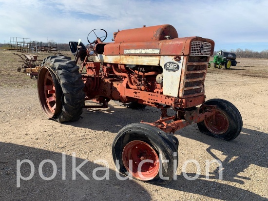 FARMALL 560