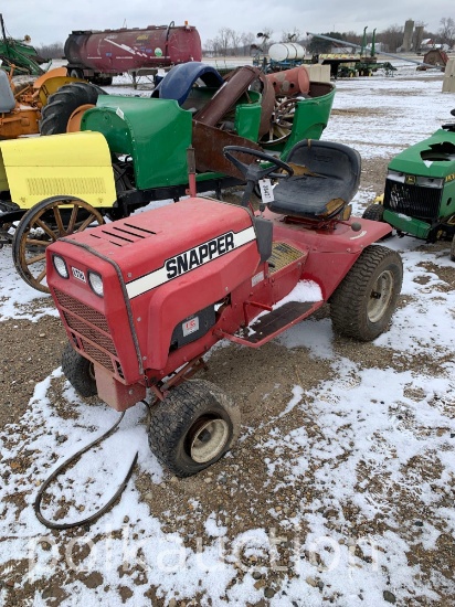 SNAPPER LT 16002 L&G TRACTOR