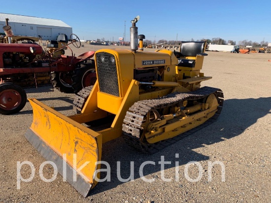JOHN DEERE 1010 CRAWLER