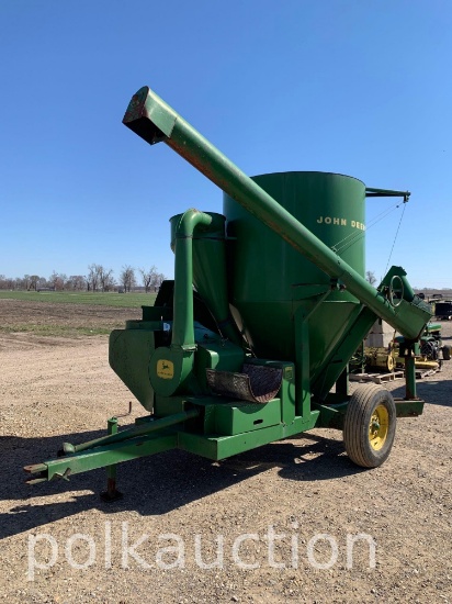JOHN DEERE 400 GRINDER/MIXER