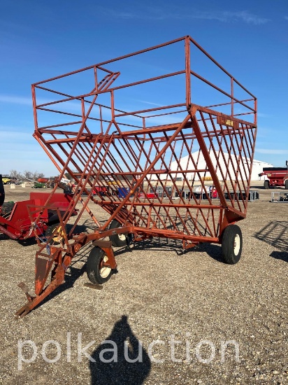 AGRI-LINK BALE BASKET WAGON