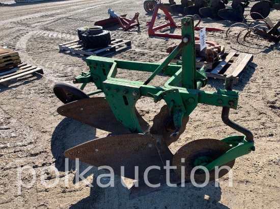 JOHN DEERE 2BTM 3PT PLOW