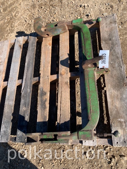 JOHN DEERE QUICK HITCH
