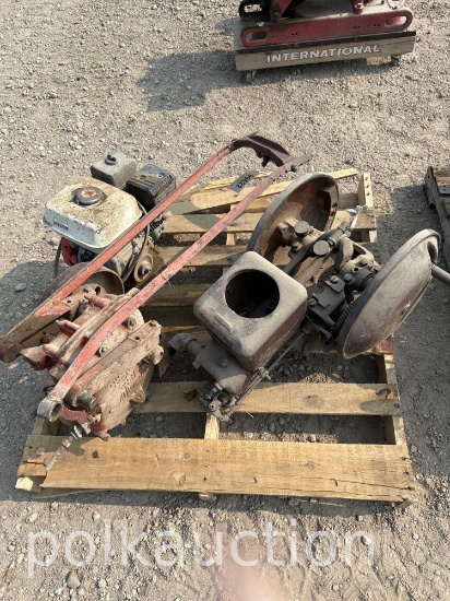 FAIRBANKS MORSE Z ENGINE & PUMP JACK w/ HONDA ENGINE