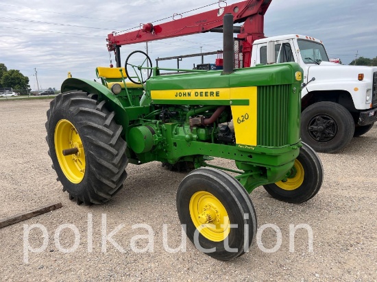 40924-JOHN DEERE 620 STANDARD
