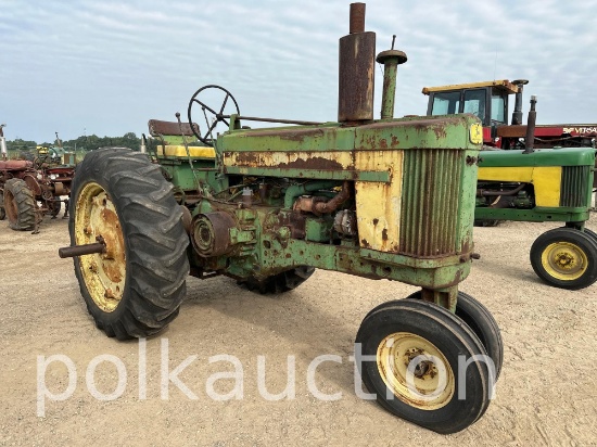 432-JOHN DEERE 720