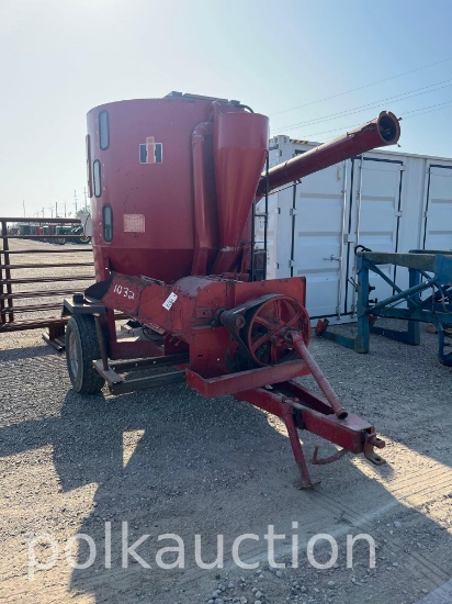 1032-IH 1250 GRINDER/MIXER