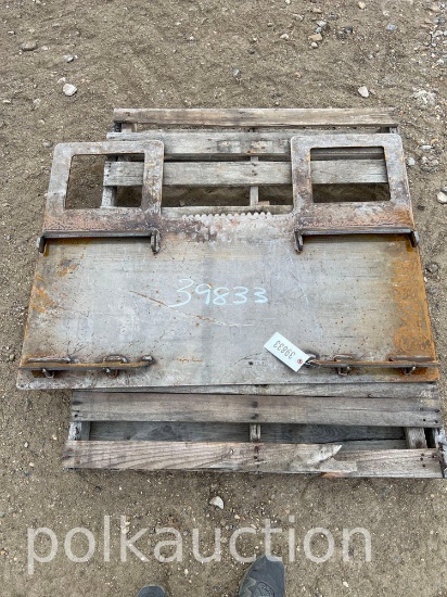 39833-SKID STEER FRAME w/ GUARD